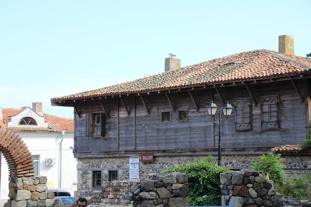 Family Hotel Verona Sosopol Exterior foto