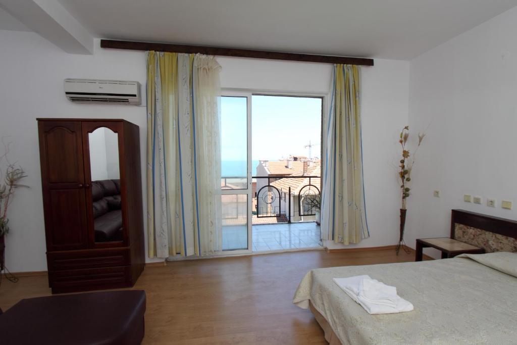 Family Hotel Verona Sosopol Zimmer foto