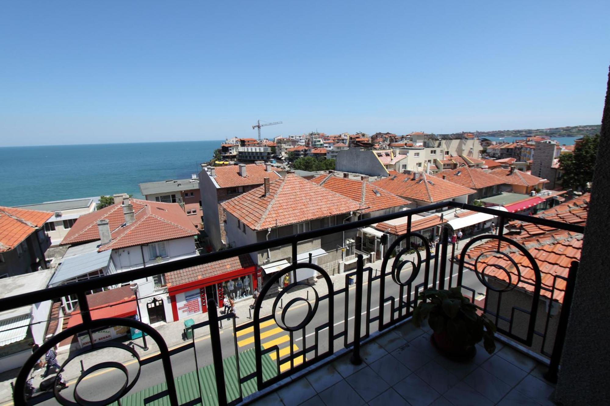 Family Hotel Verona Sosopol Exterior foto