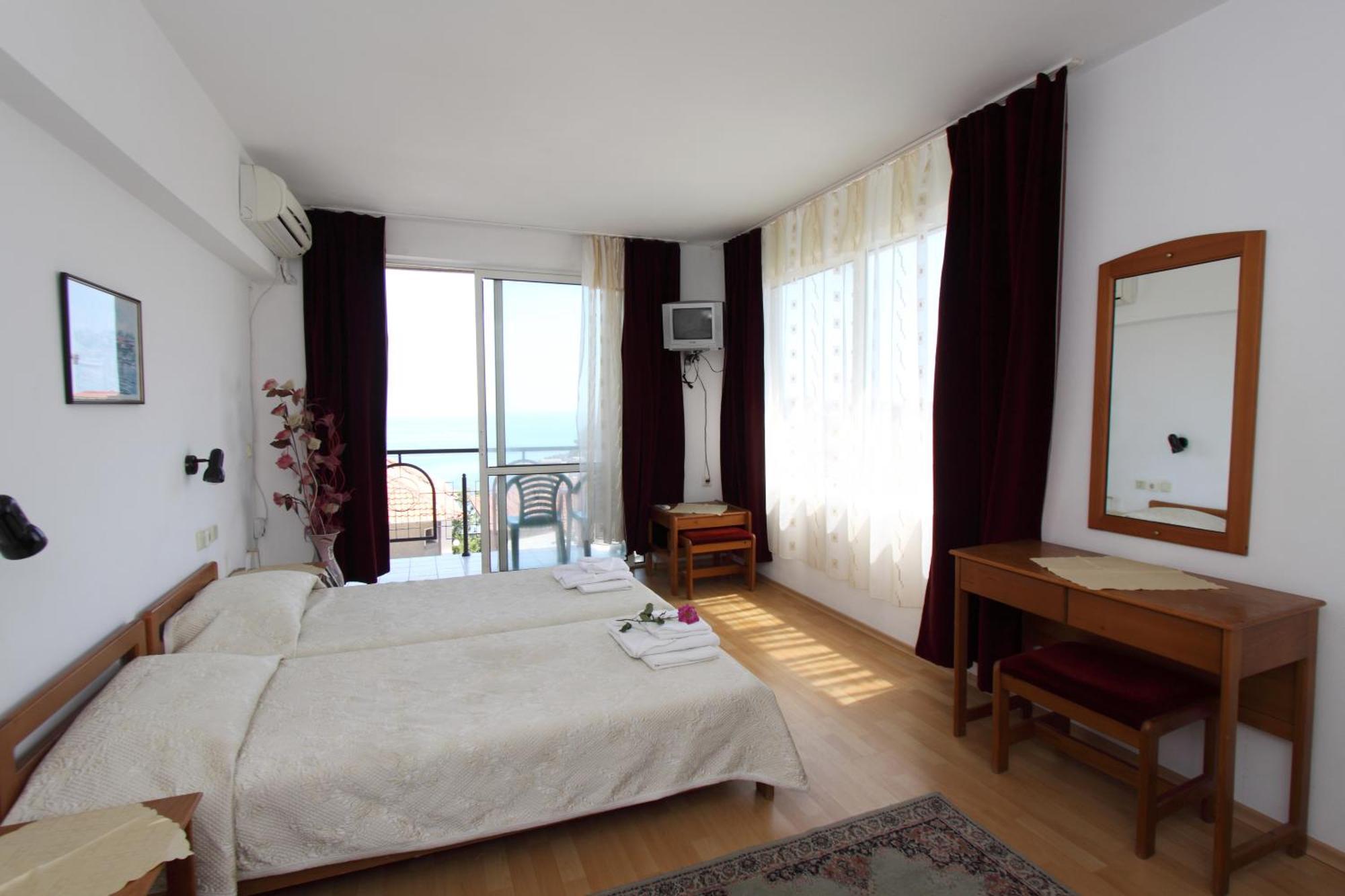 Family Hotel Verona Sosopol Exterior foto