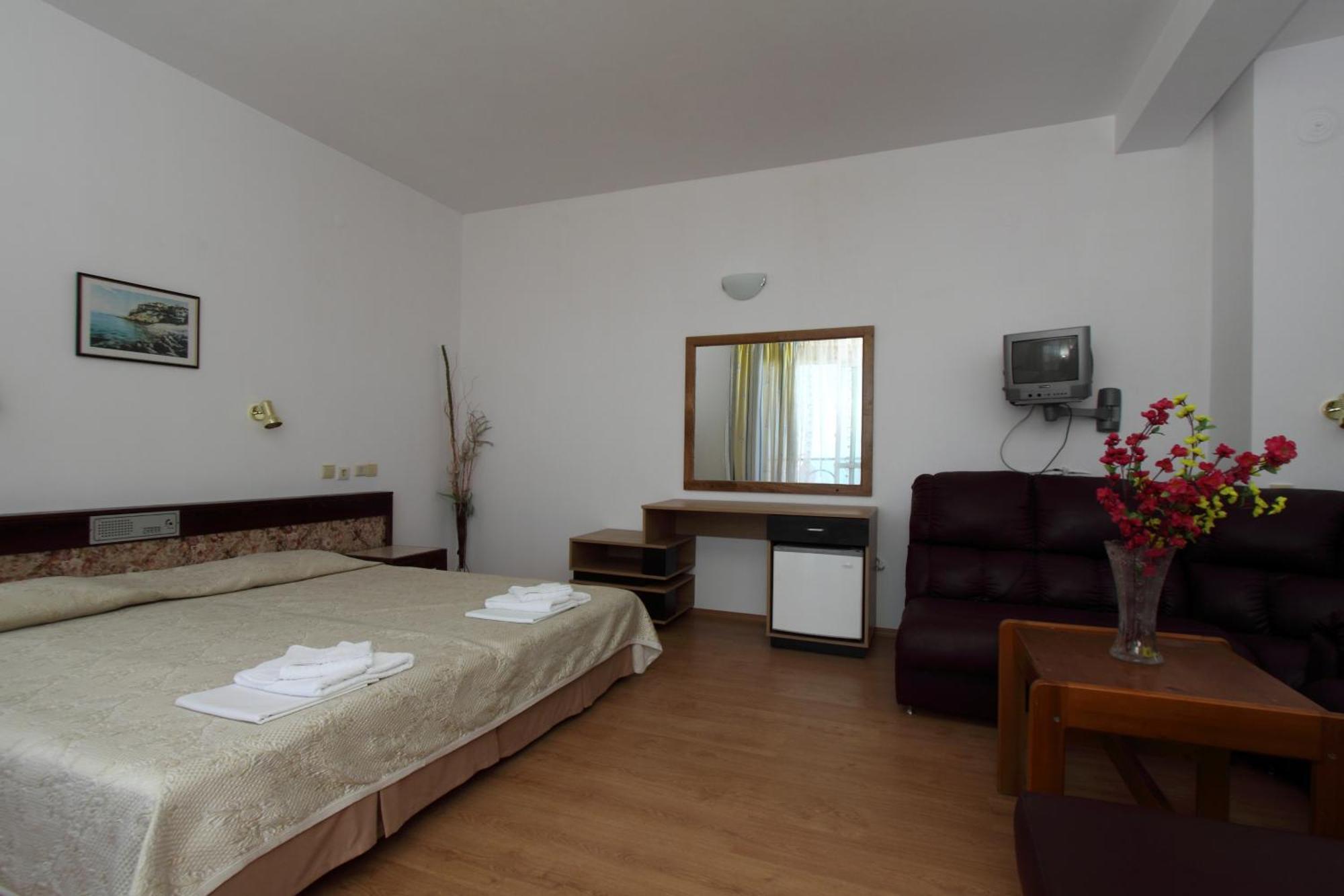Family Hotel Verona Sosopol Exterior foto