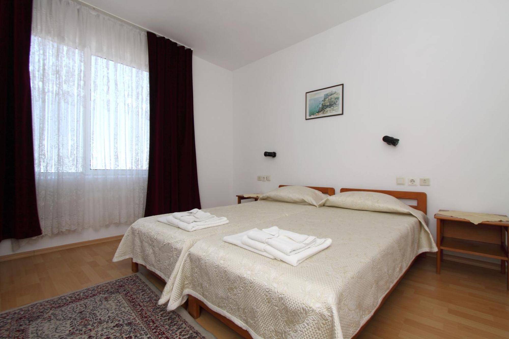 Family Hotel Verona Sosopol Exterior foto