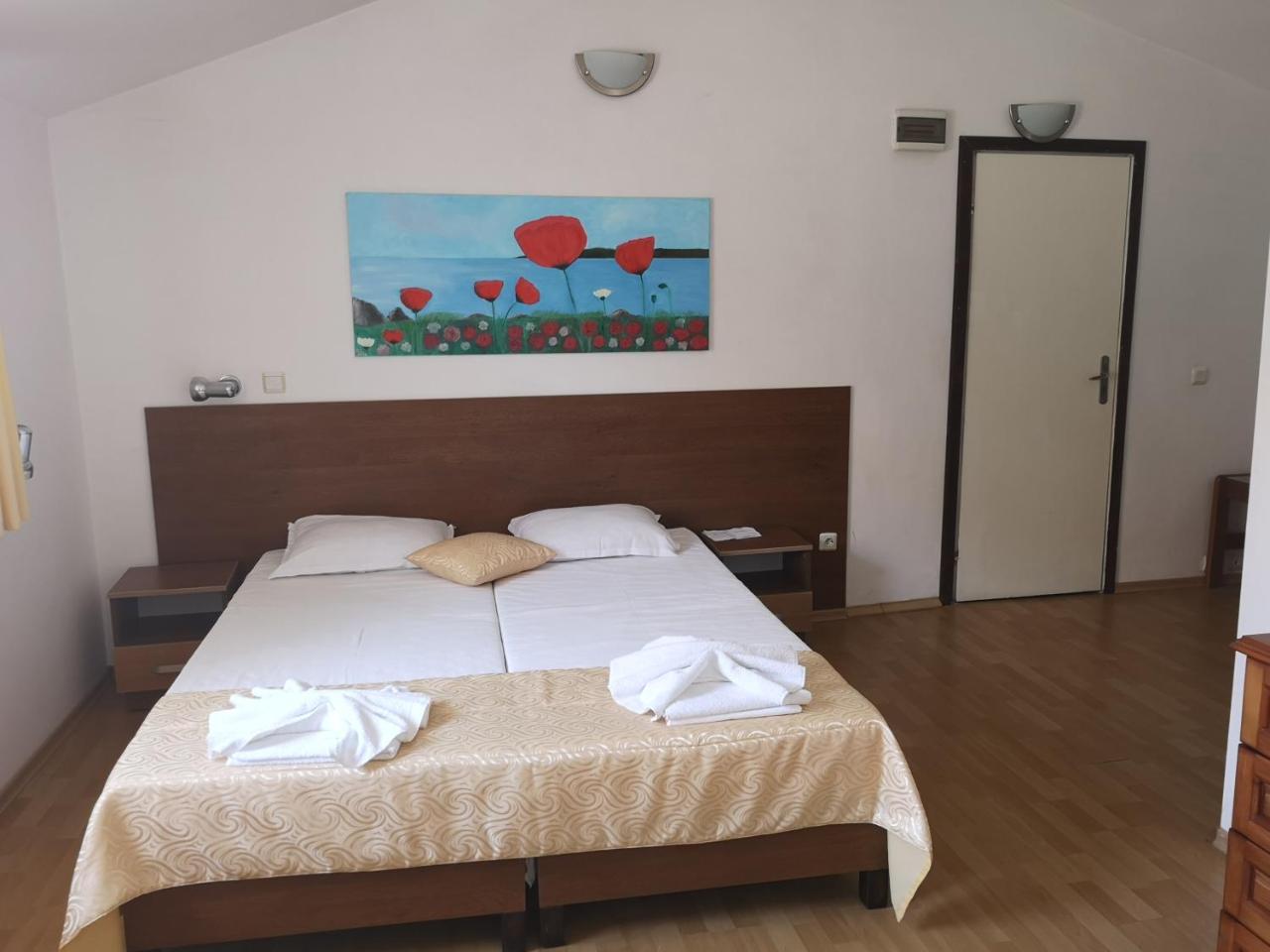 Family Hotel Verona Sosopol Exterior foto